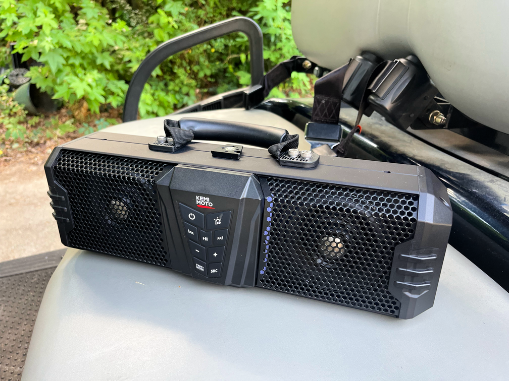 KemiMoto sound bar with handle