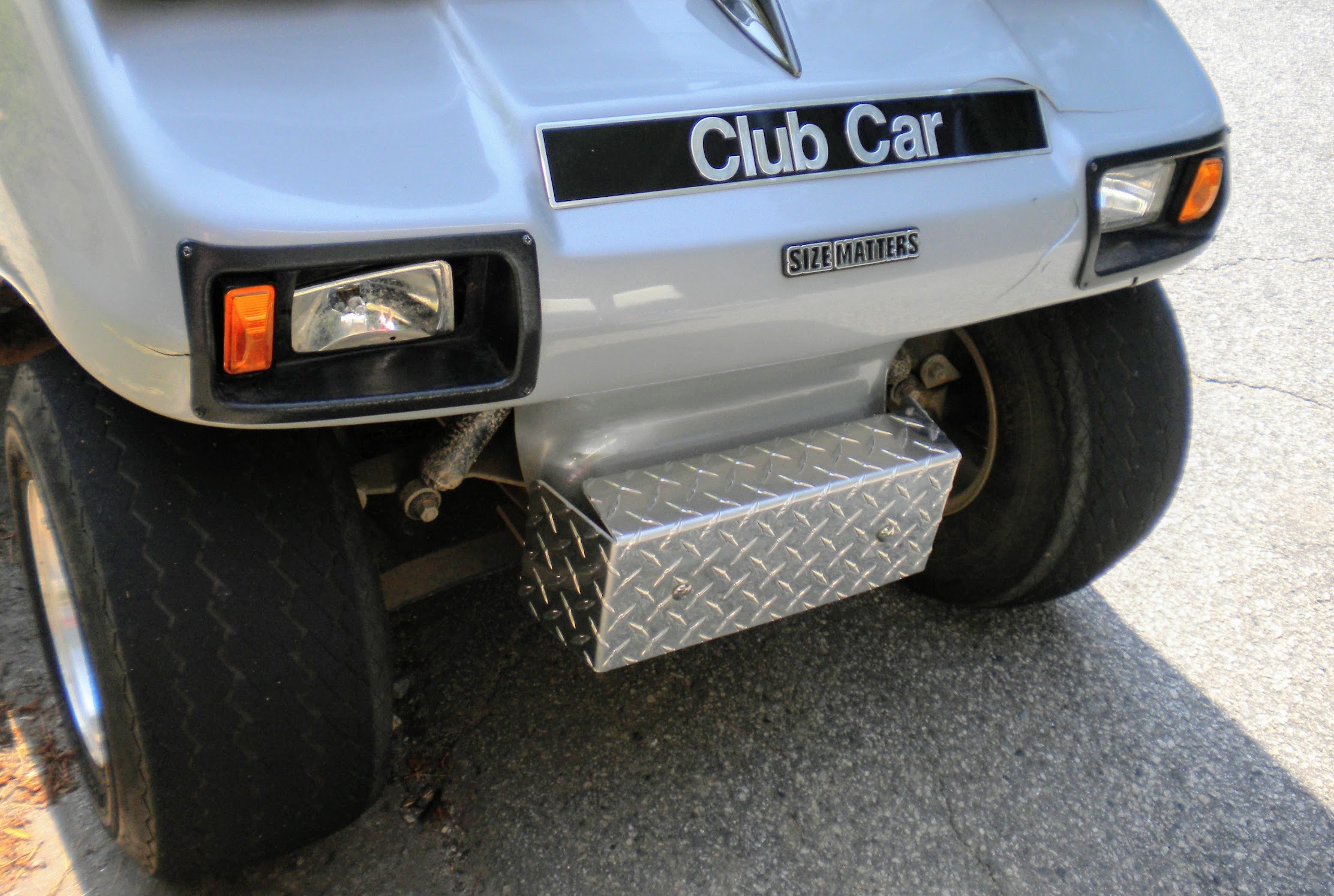 customize a golf cart with diamond plate