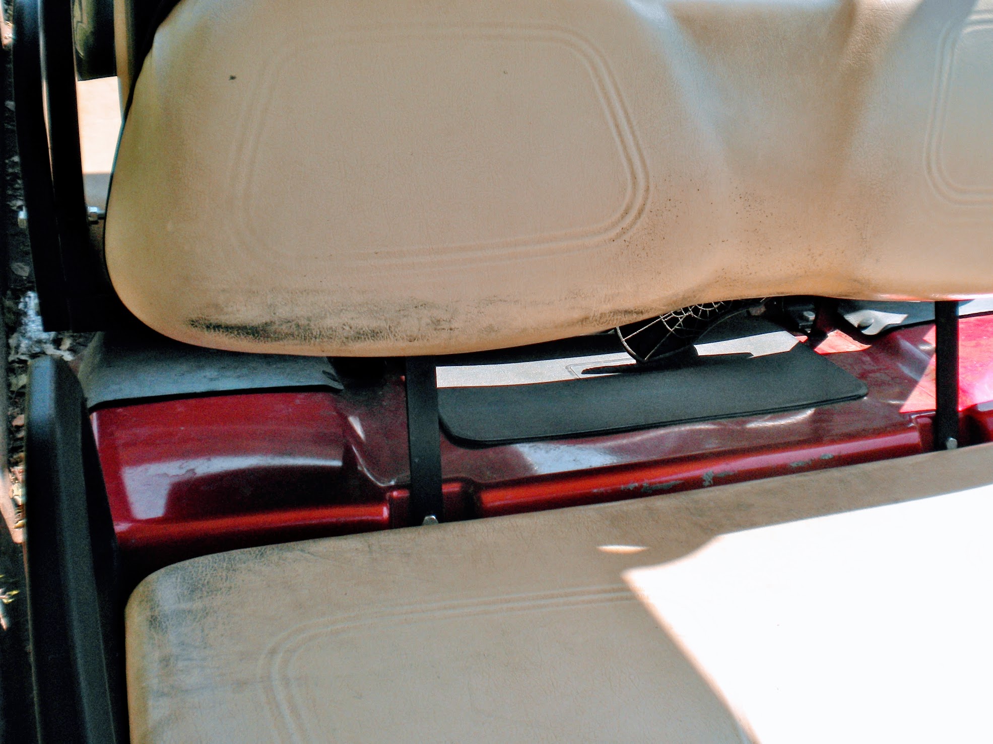 tips for cleaning golf cart seats